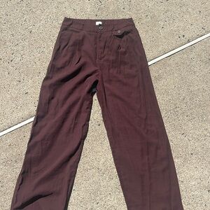 Fall pants! 90% Rayon 10% Polyester. Color: Plum size:6 wide leg.